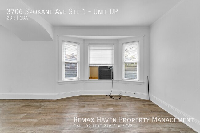 Building Photo - 3706 Spokane Ave Up  - Spacious 2 bed 1 ba...