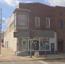 Building Photo - 153 E 2nd St