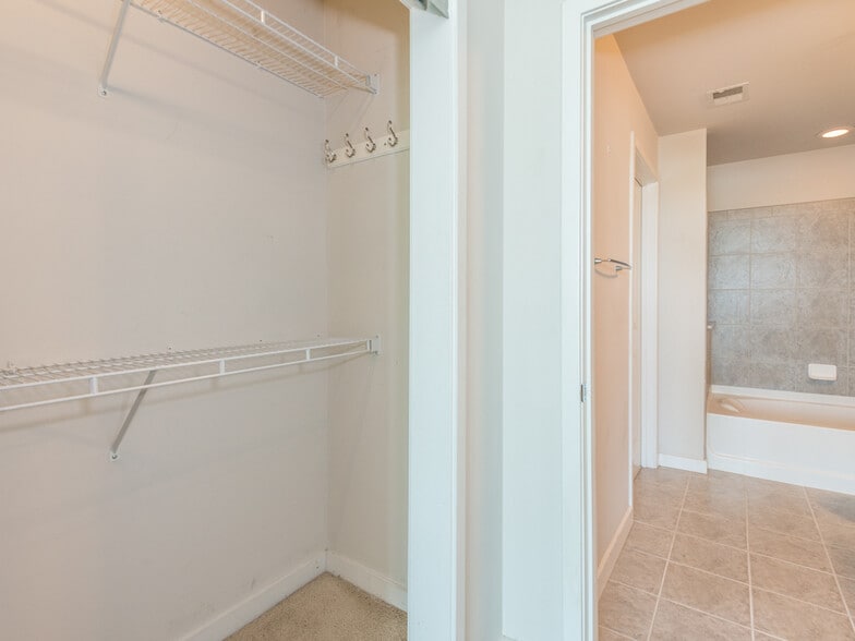 Closet - 361 17th Street