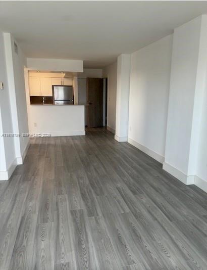 Building Photo - 8101 Crespi Blvd