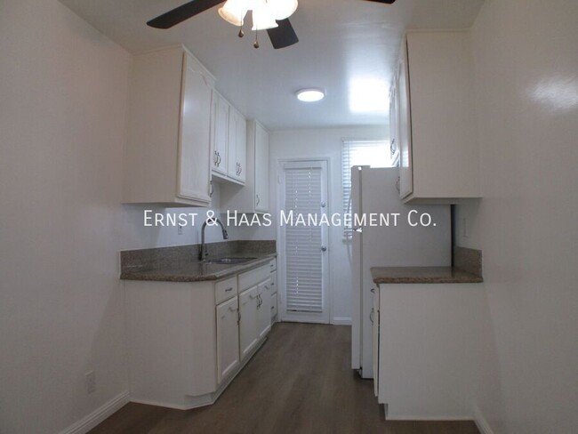 Building Photo - Lovely 1 Bedroom Apartment in Prime Bixby ...