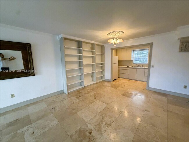 Building Photo - 7550 SW 82nd St