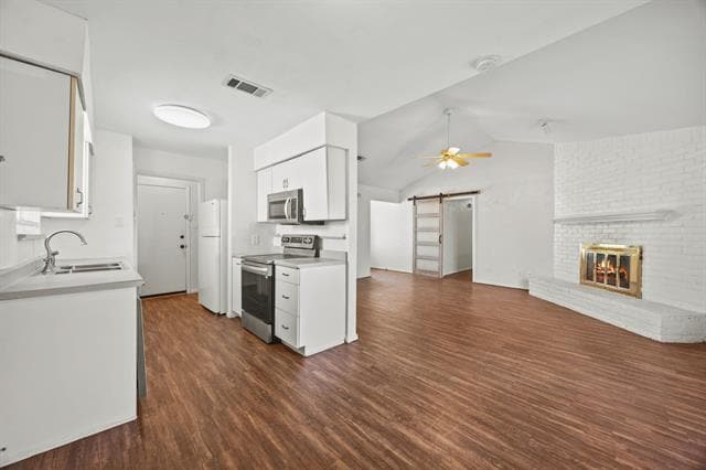 Building Photo - 1237 N Knowles Dr
