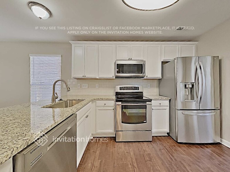 Building Photo - 9203 Darbyshire Pl