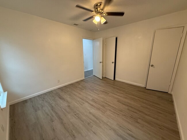 Building Photo - 319 Woodard Ave
