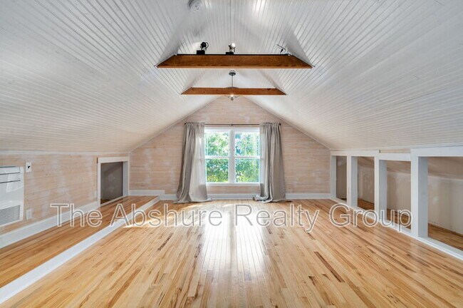 Building Photo - 362 Chalybeate Rd