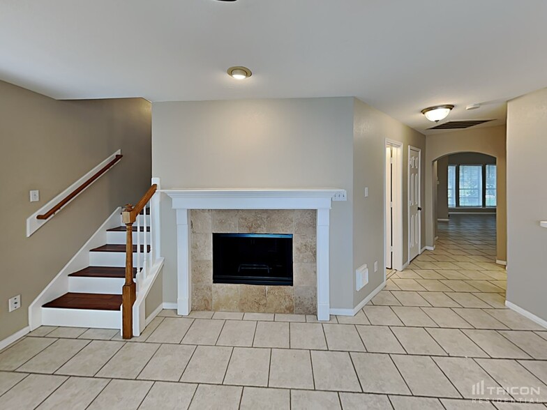 Building Photo - 7719 Trophy Pl Dr