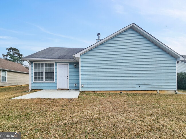 Building Photo - 5855 Creekside Dr