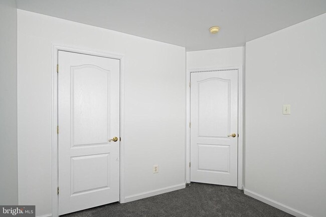 Building Photo - 10229 Brighton Ridge Way