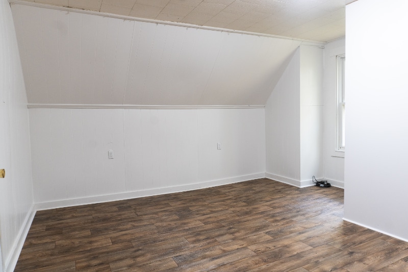 Building Photo - 299 N Balph Ave