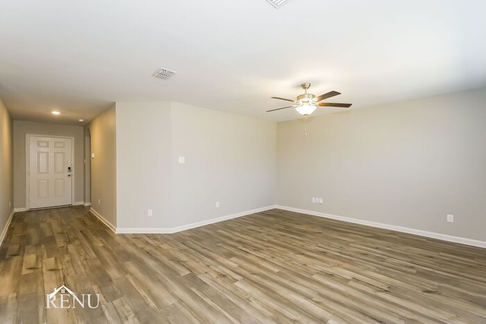 Building Photo - 136 Holster Holw Rd