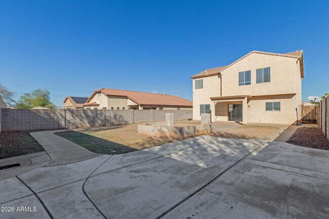 Building Photo - 11023 W Loma Ln