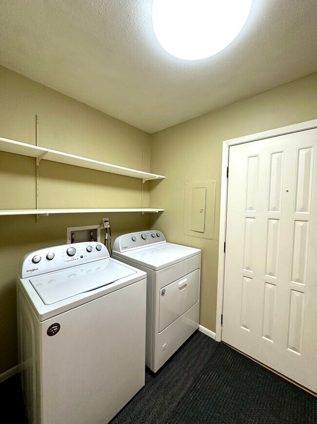 Building Photo - 51115 Sei Ln