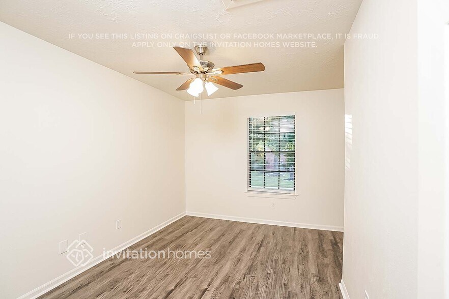 Building Photo - 7838 Sunny Ridge Dr
