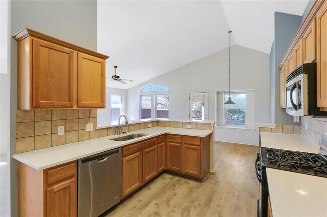 Building Photo - 17300 Zola Ln