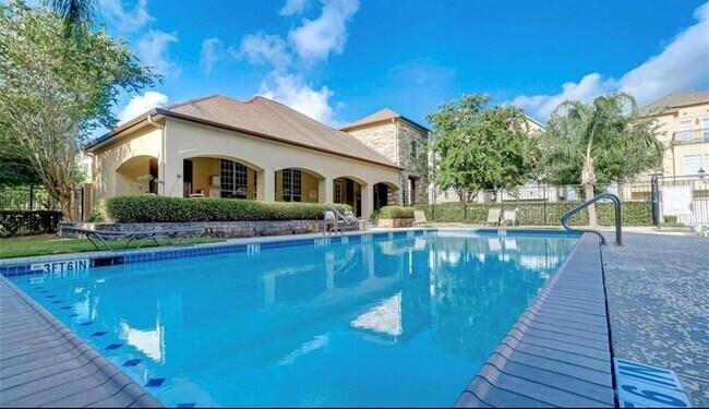 Building Photo - 9103 Harbor Hills Dr