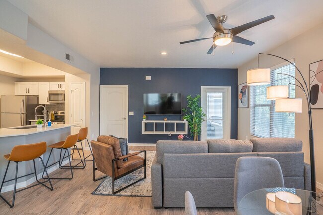 Building Photo - 10 W Minnezona Ave