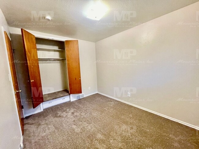 Building Photo - 1113 Hays St