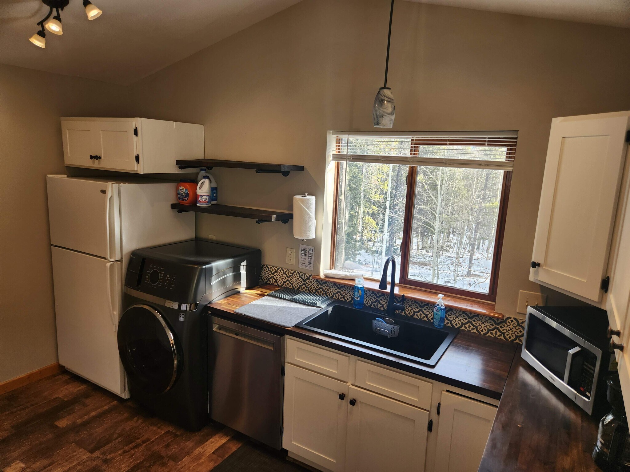 Building Photo - 4603 Co Rd 1