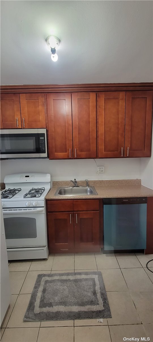 Building Photo - 97 07 63rd Rd