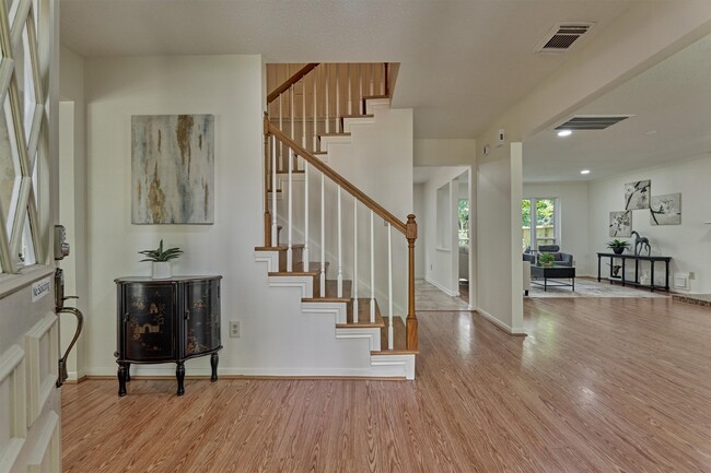 Building Photo - 71 Breezy Point Pl