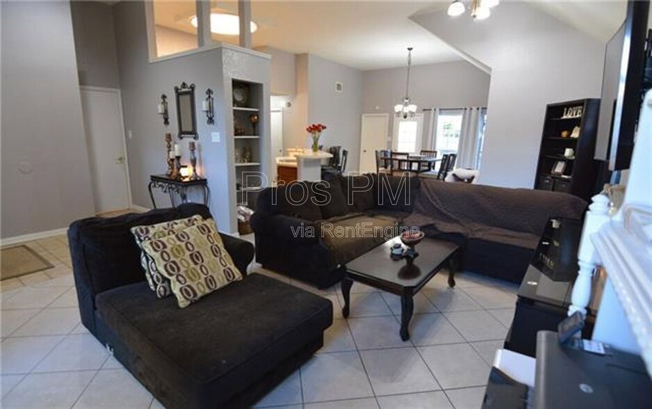Building Photo - 4108 Goodnight Cir