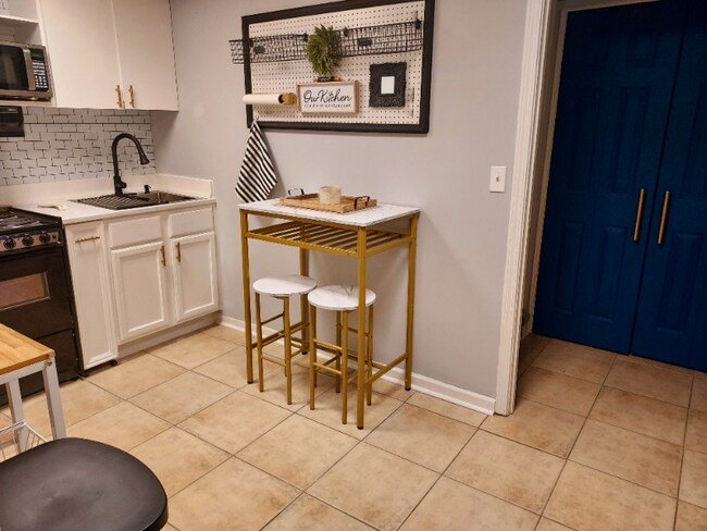 Building Photo - 78 US-78