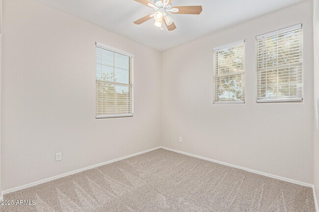 Building Photo - 16648 W Jenan Dr