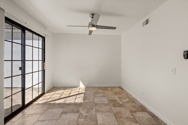 Building Photo - Renovated 2bed x 2.5bath Townhouse with Private Patio & 2-Car Garage