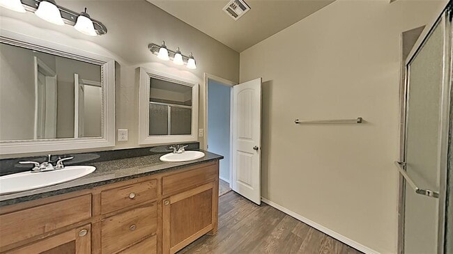 Building Photo - 4601 Oasis Ln