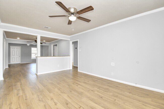 Building Photo - 225 N Carolina St