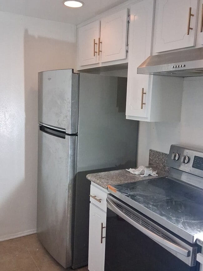 Brand new remodeled kitchen - 1230 Horn Ave