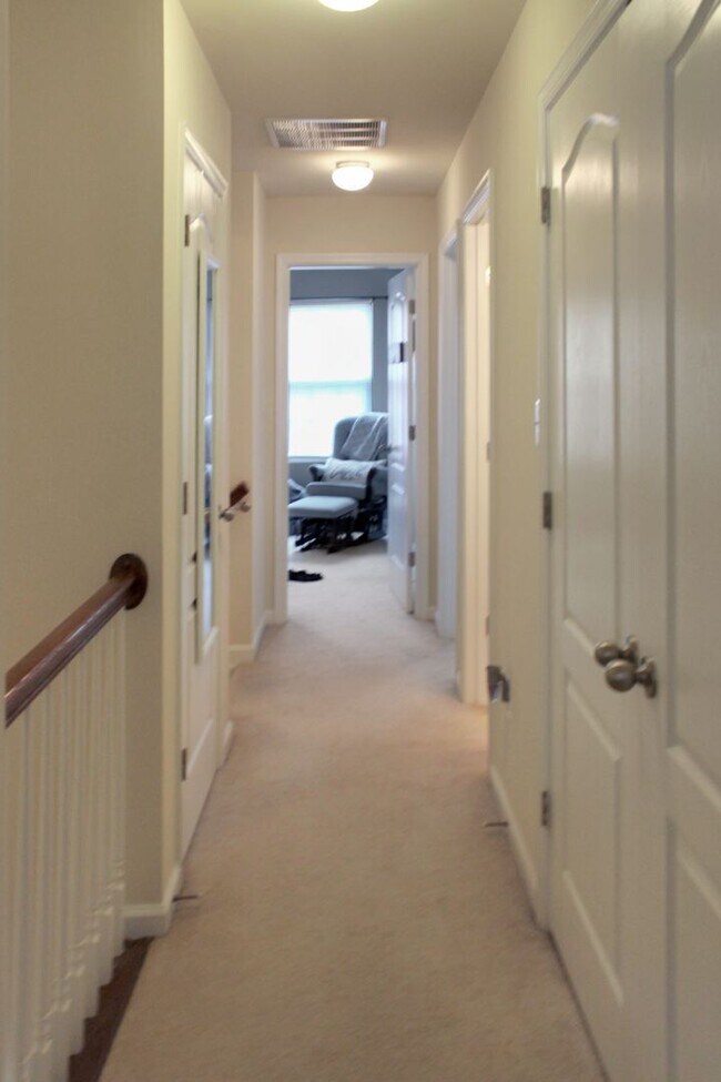 Building Photo - 18 Kearney Way