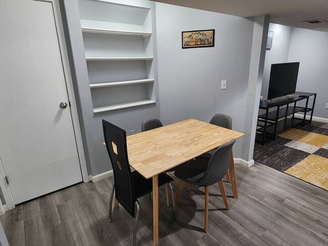 Dining area - 6109 NE 204th St