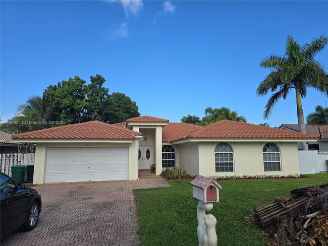 Building Photo - 14300 SW 152nd Pl