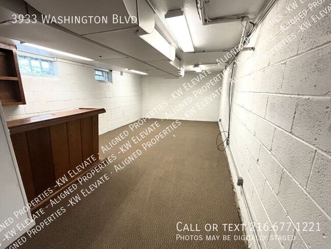 Building Photo - 3933 Washington Blvd