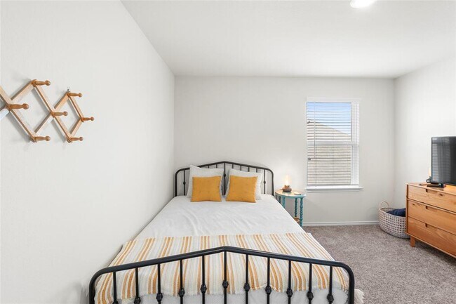 Building Photo - 196 Sweetleaf Dr