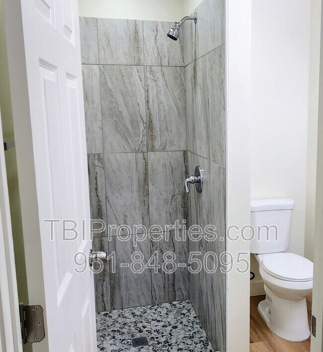 Building Photo - 1417 N Pennsylvania Ave