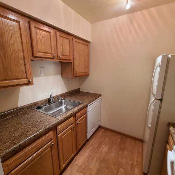 Building Photo - Country Village Apartments