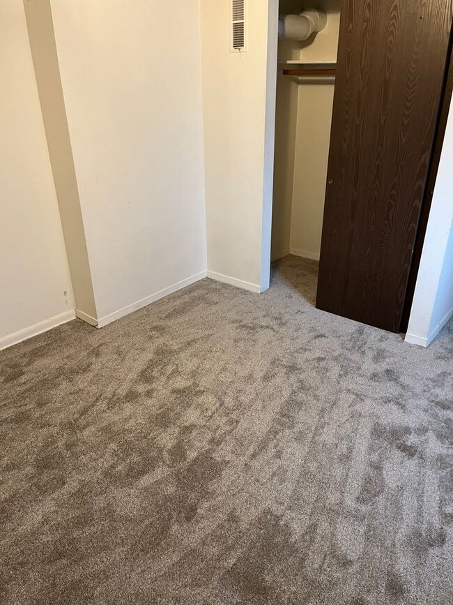 Building Photo - Greenlake / Greenwood Craftsman Home