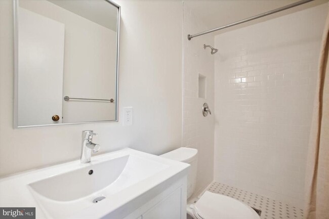 Building Photo - 11571 Shadbush Ct