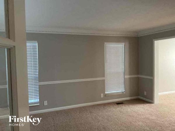 Building Photo - 1133 Burlingame Ct