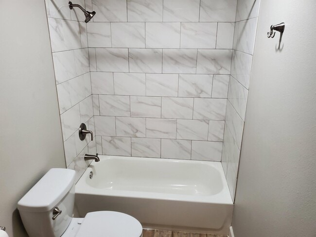 Building Photo - 13291 I-10