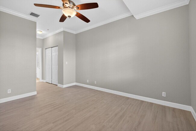 Building Photo - 160 Village Blvd