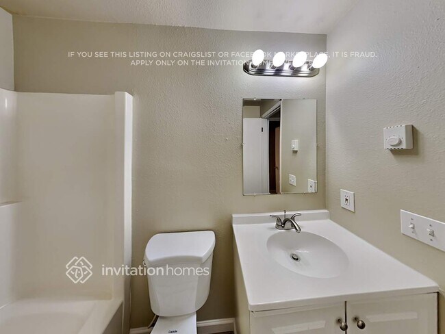 Building Photo - 20604 52nd Ave Ct E