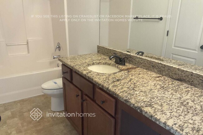 Building Photo - 1549 Station Ridge Dr SE