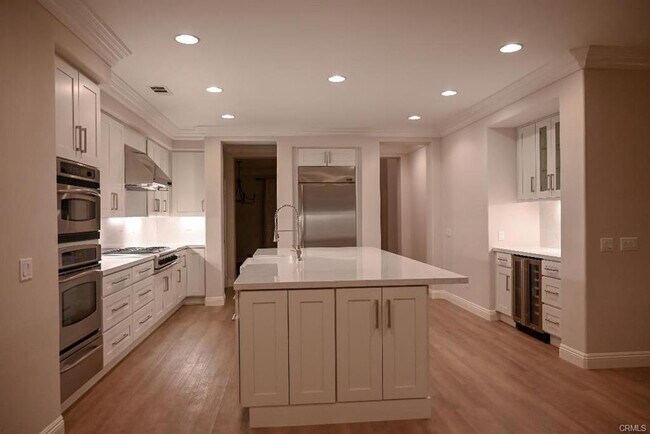 Building Photo - 26850 Boulder Crest Dr