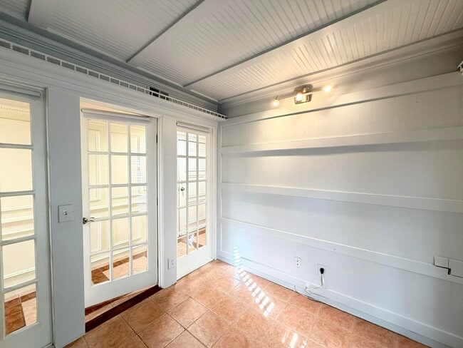Building Photo - 273 Cypress Point Dr