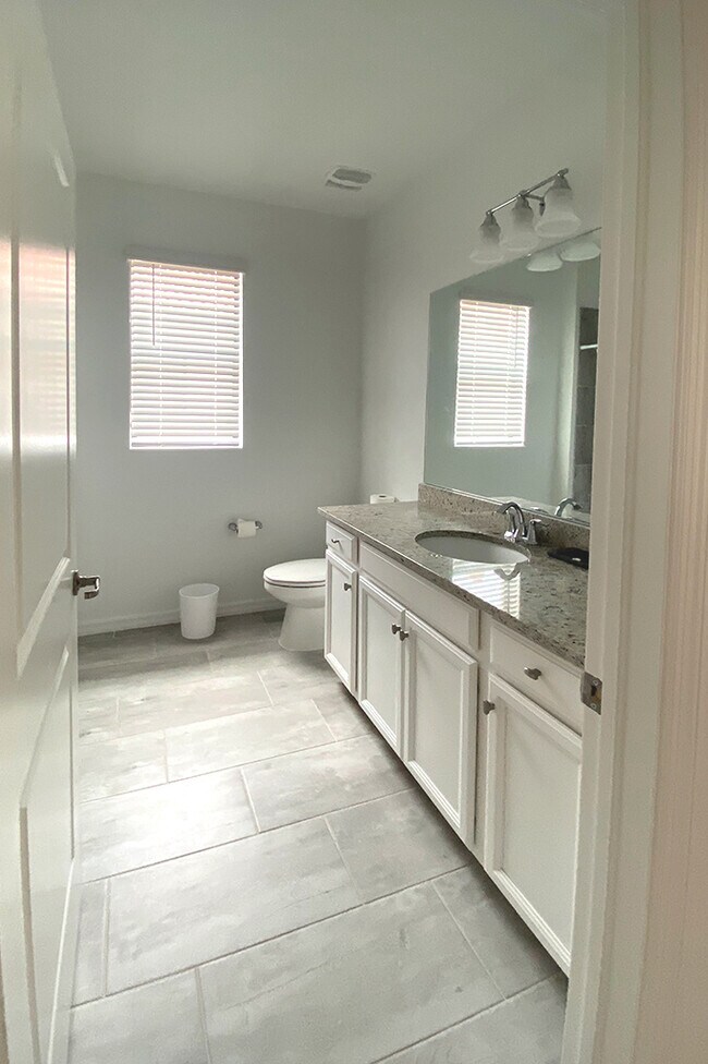 Building Photo - 24237 Spartina Dr