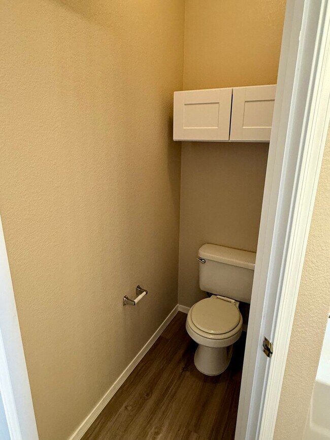 Building Photo - 4 Bedroom | 2 Bath - San Tan Ranch Single Level Home